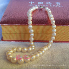 9-10mm Round Fresh Water Pearl Necklace